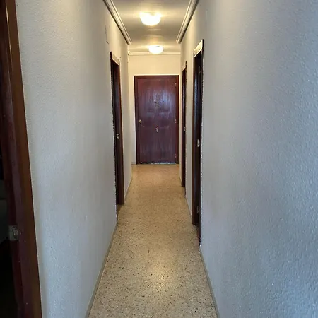 Perellonet Mascaro Apartman *