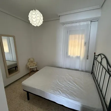 Perellonet Mascaro Apartman *